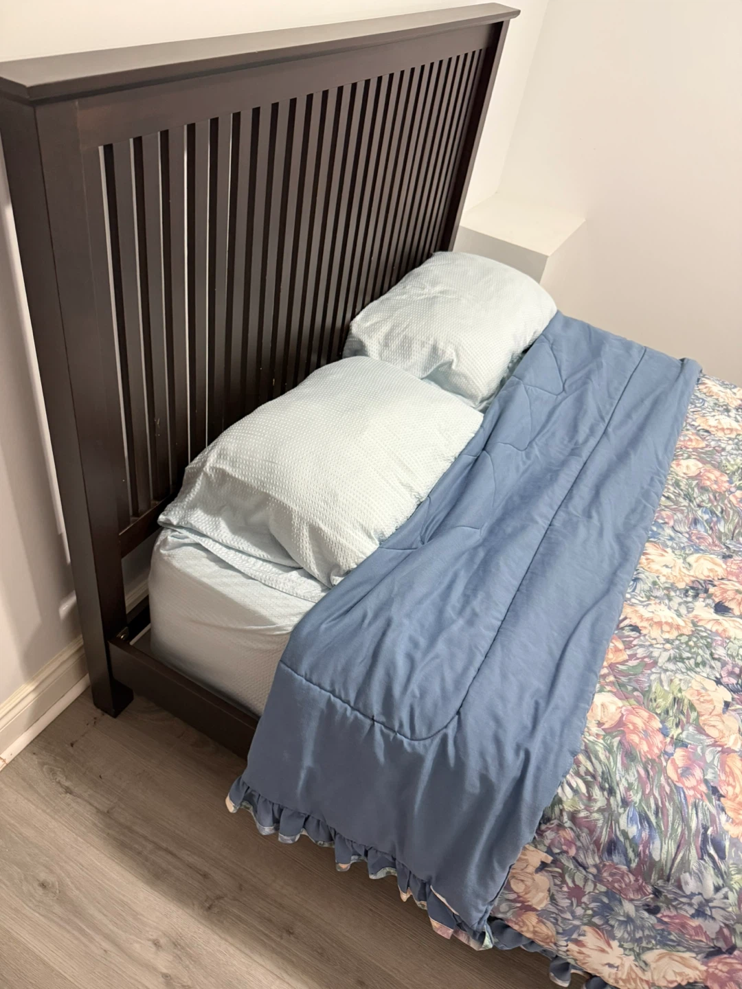 Dark Wood Bed Frame with Mattress - photo 3