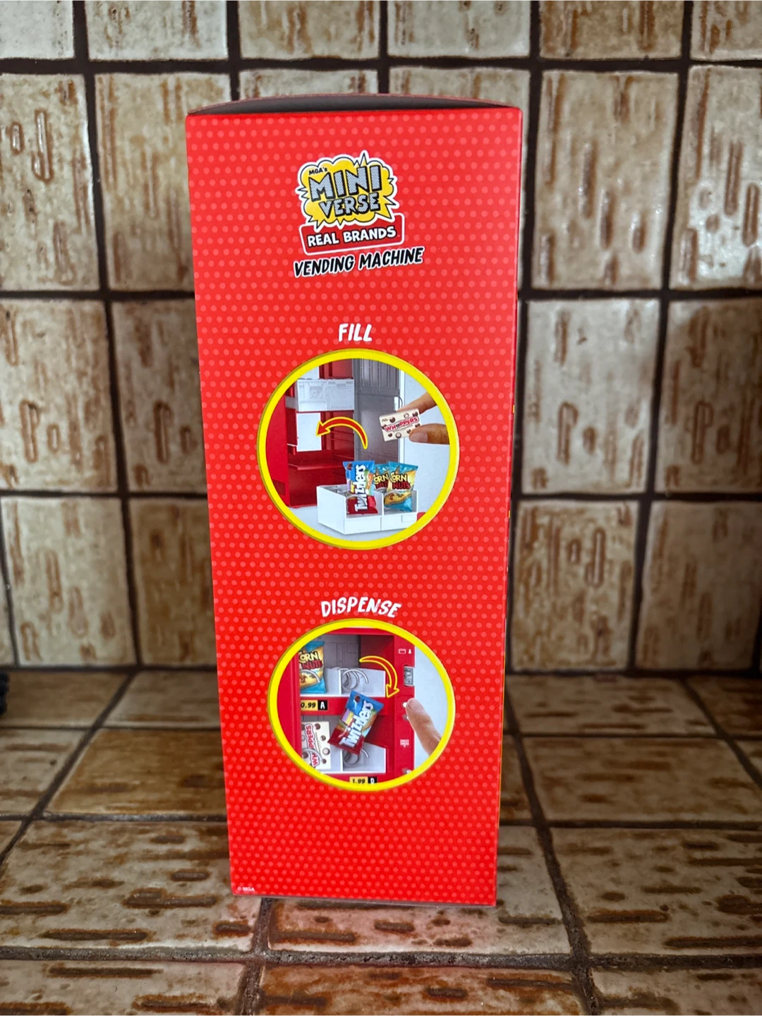 MGA's Miniverse Real Brands Vending Machine Toy - photo 4