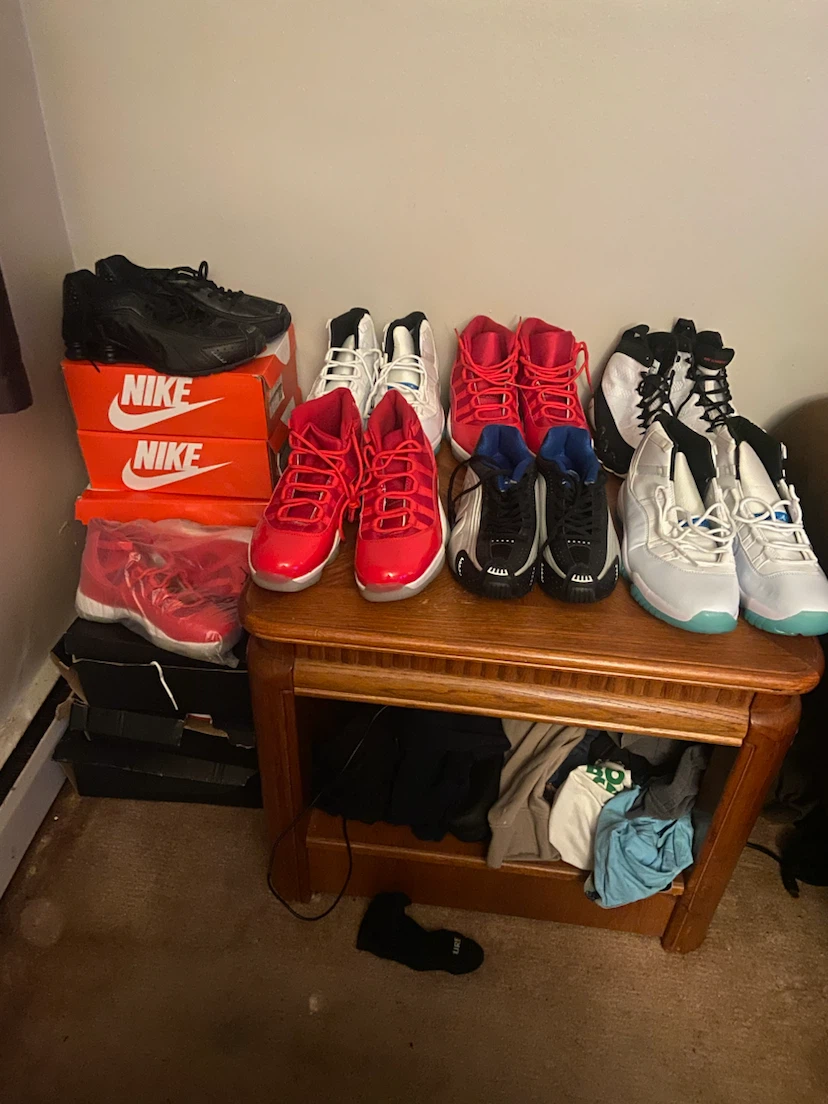 Nike and Jordan Sneakers Collection - photo 2