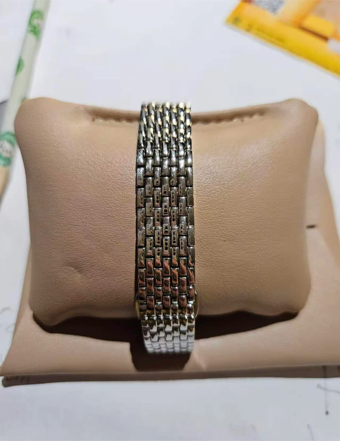 Emporio Armani Women's Watch - NEED YO SELL EVERYTHING - photo 2