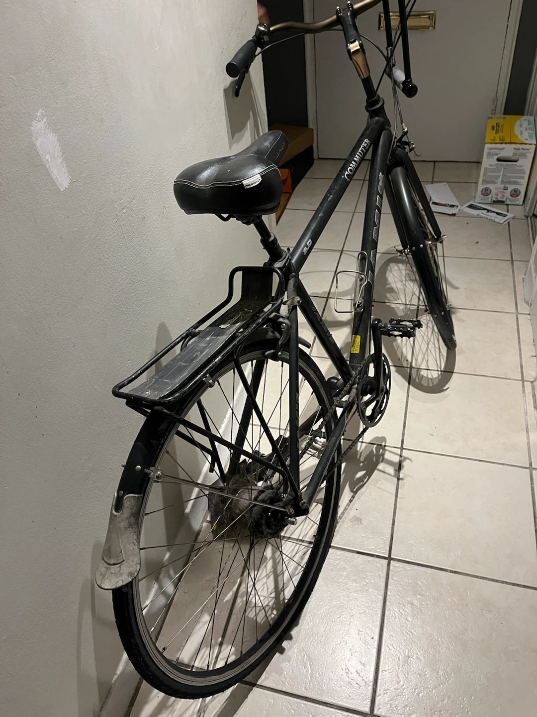 Jamis Commuter 3.0 bicycle in black
