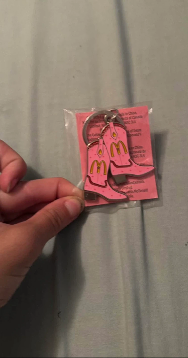 Shaina Twain keychain