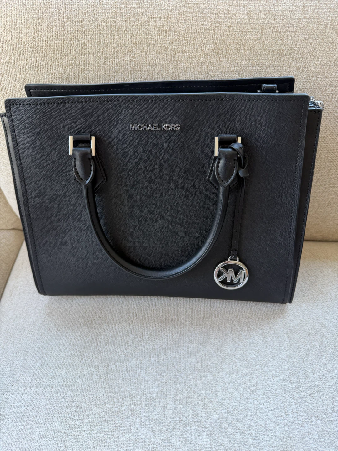 Michael Kors Black Structured Satchel Bag – Like New