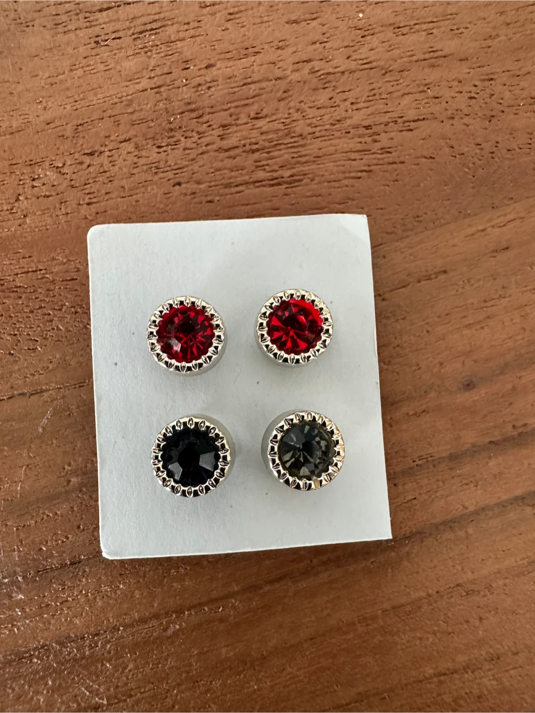 4 Cute Button Size magnet pins/brooches