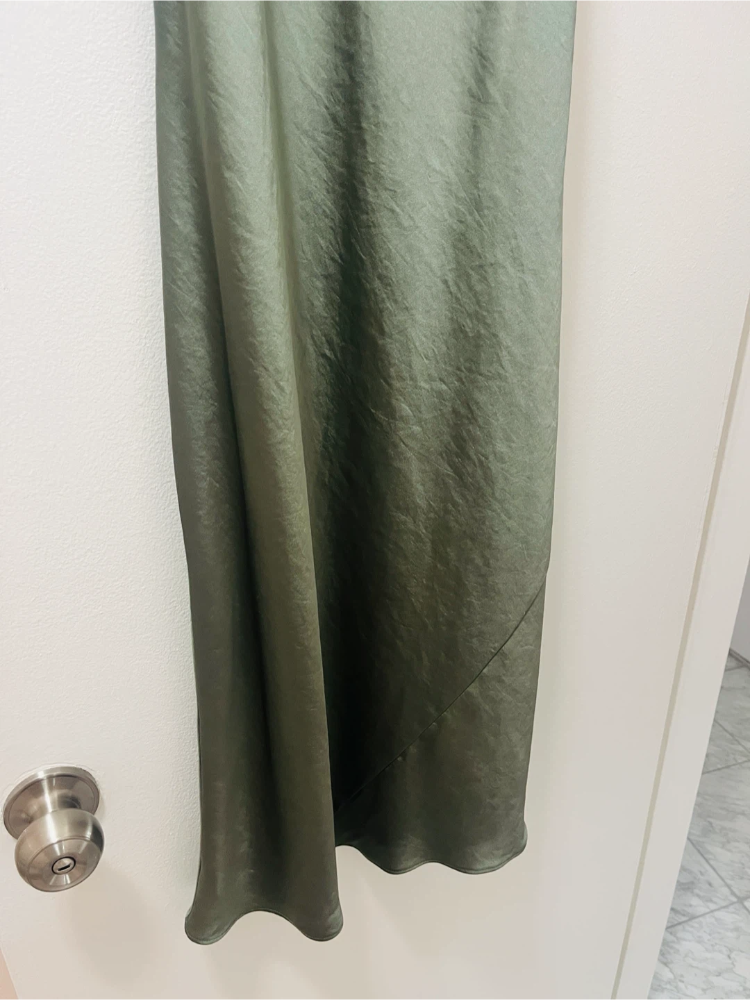 Aritzia sage green silk dress - photo 2