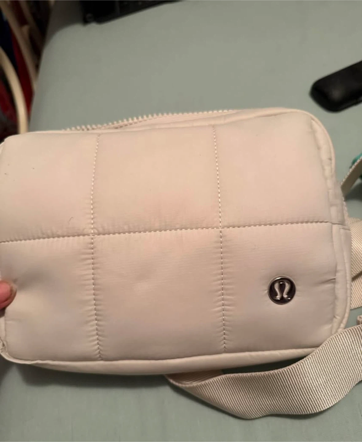 Lululemon belt bag 2L white opal hand warmer tags on