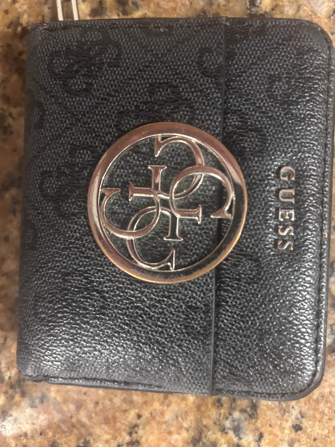 Guess Wallet black