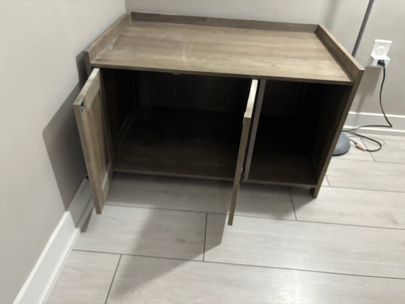 Cat Litter Box Cabinet - photo 2