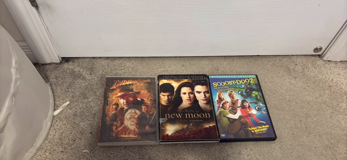 Indiana Jones, Twilight New Moon & Scooby-Doo 2 DVDs