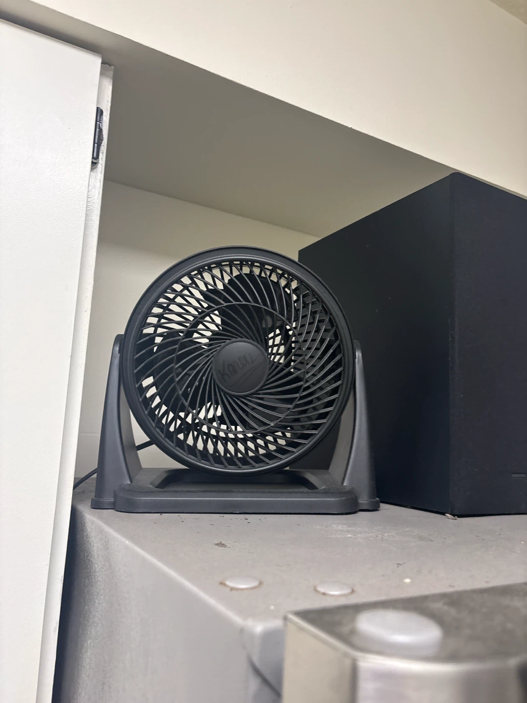 Konka Oscillating Personal Fan