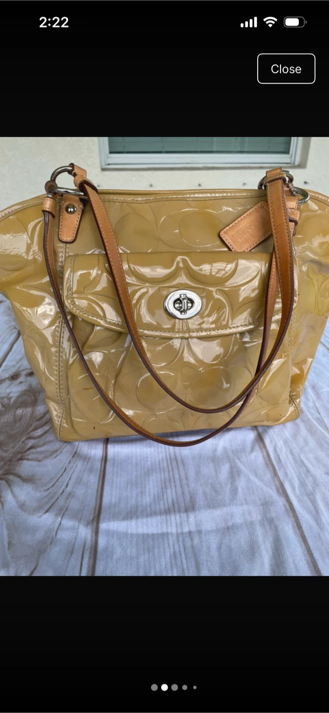 Authentic Coach Patent Leather Handbag - Mustard Yellow - photo 3