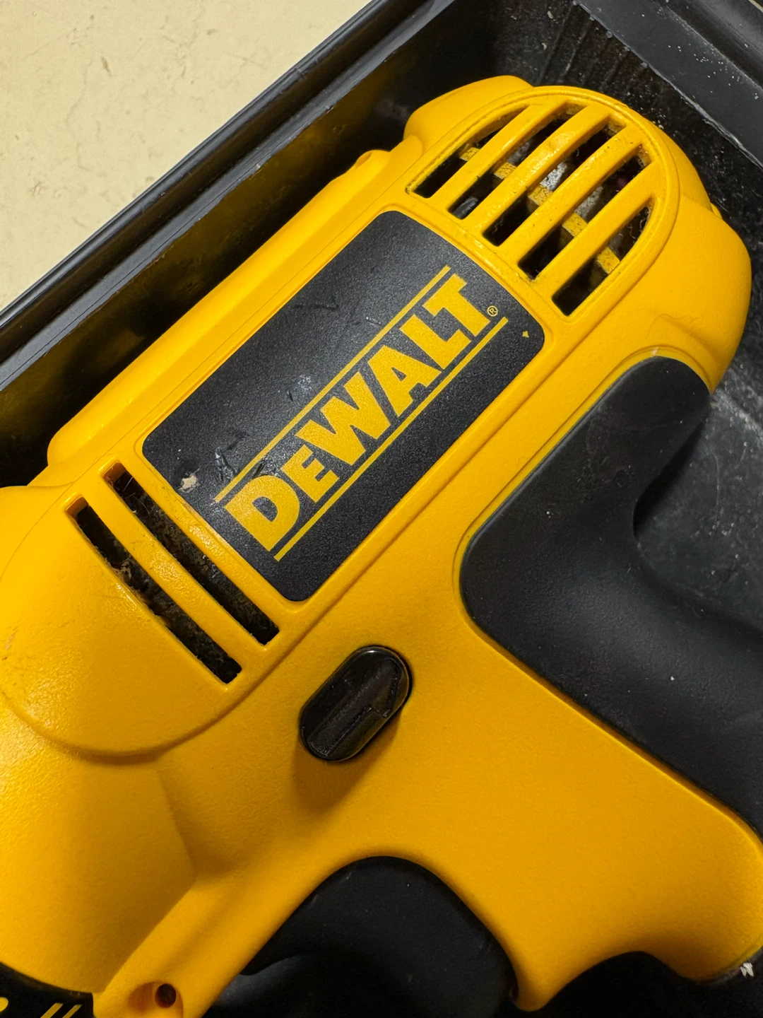 DEWALT 18V Cordless Drill with Charger and Battery - photo 5