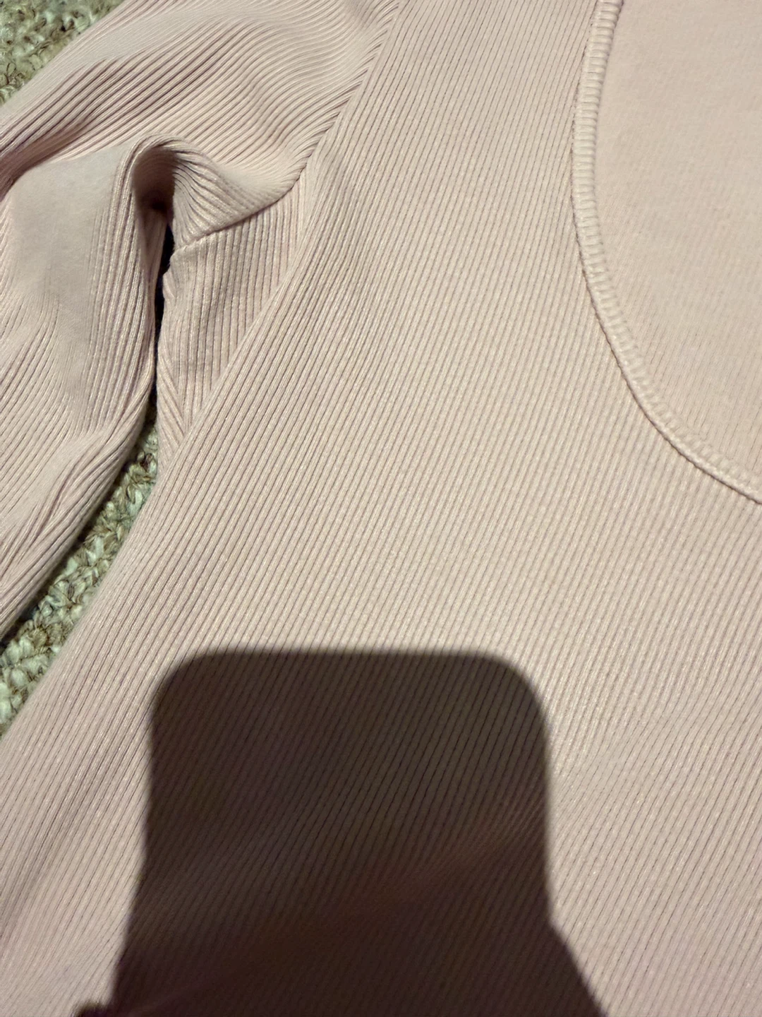 L'AGENCE pink ribbed long sleeve top - photo 3