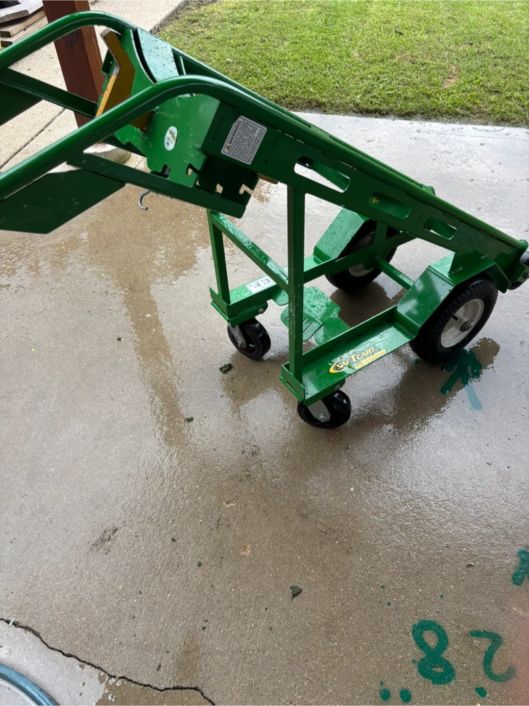 Saf-T-Cart LCT-12-6 Heavy-Duty Cylinder Hand Truck – Used - photo 4
