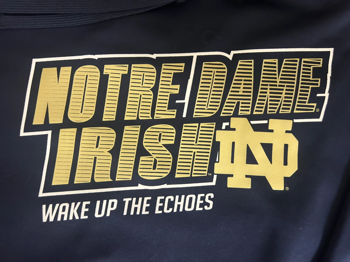 Notre Dame Fighting Irish Hoodie - Perfect Condition - Size XL