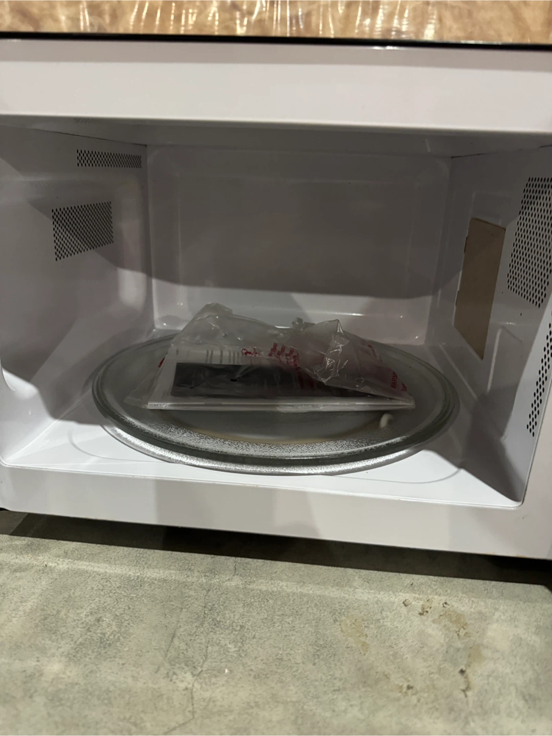 Hamilton Beach Microwave - photo 3