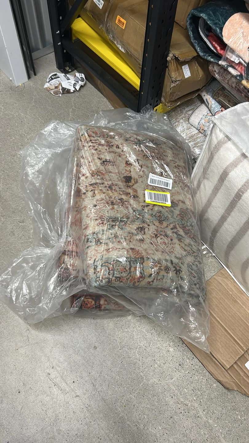 Distressed Oriental Style Area Rug - photo 3