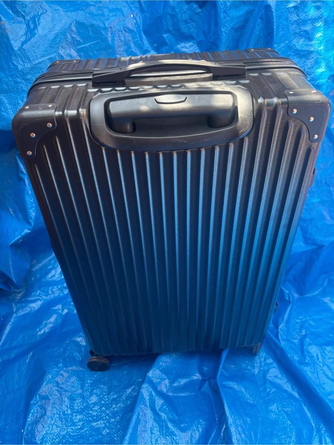 Black Hardshell Spinner Luggage - photo 4