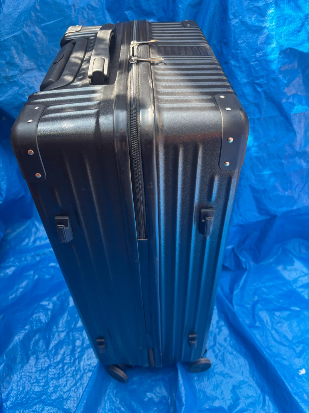 Black Hardshell Spinner Luggage - photo 5