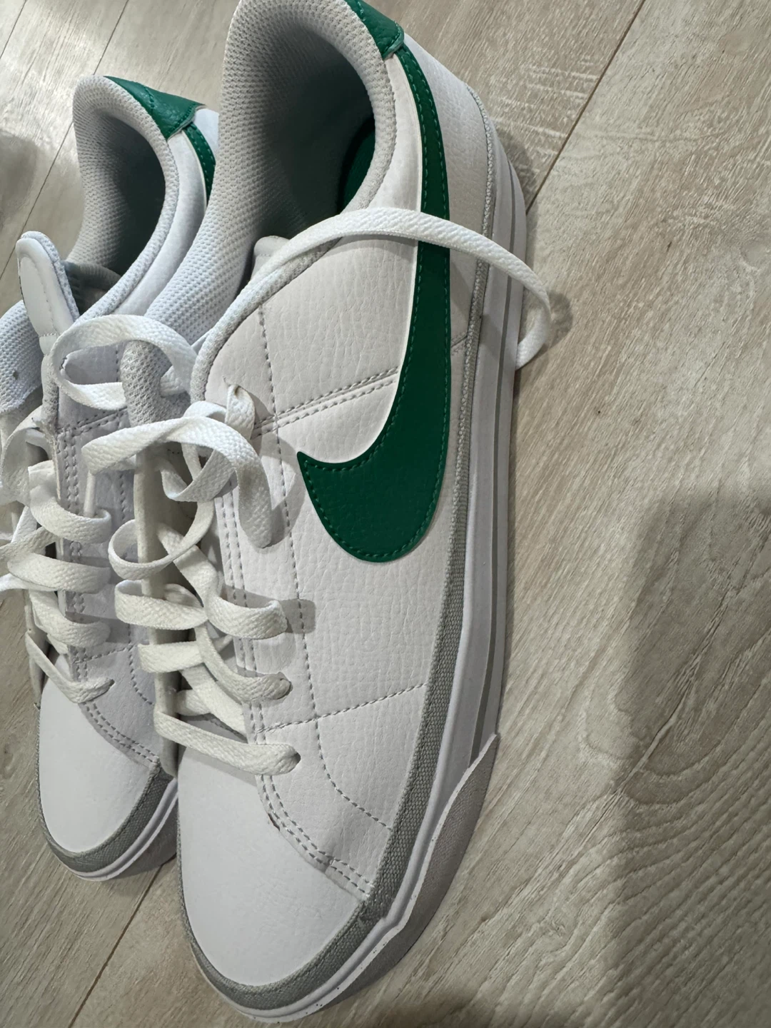 Nike Women White & Green Sneakers - photo 5
