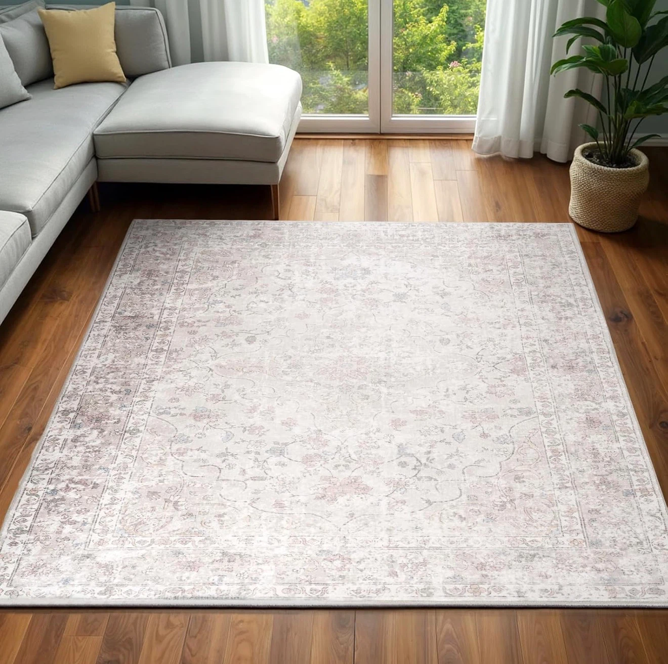 Oriental & Persian Beige Area Rug 6' x 9' - photo 2