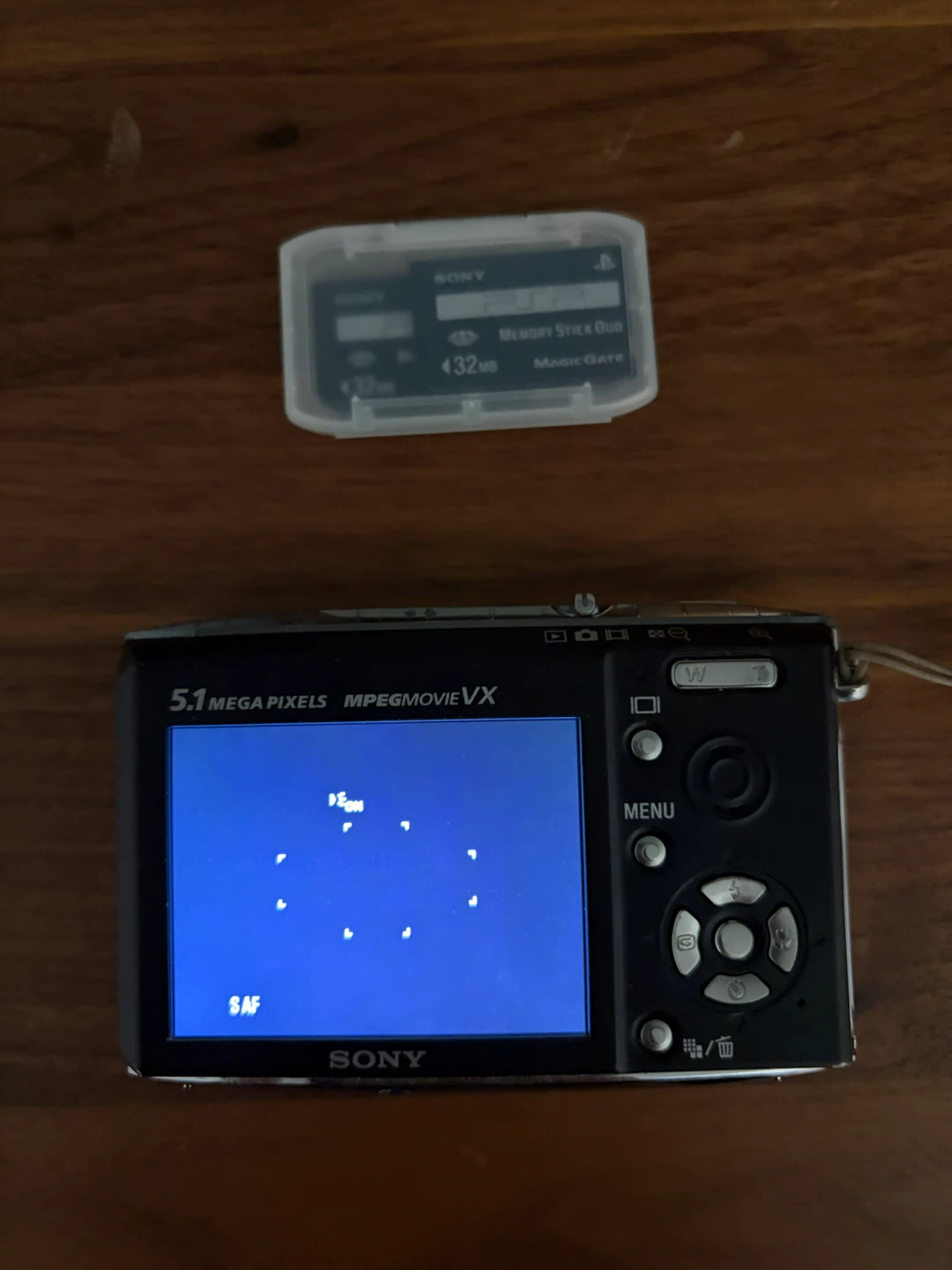 Vintage Sony Cyber-shot Digital Camera - Complete Bundle - photo 4
