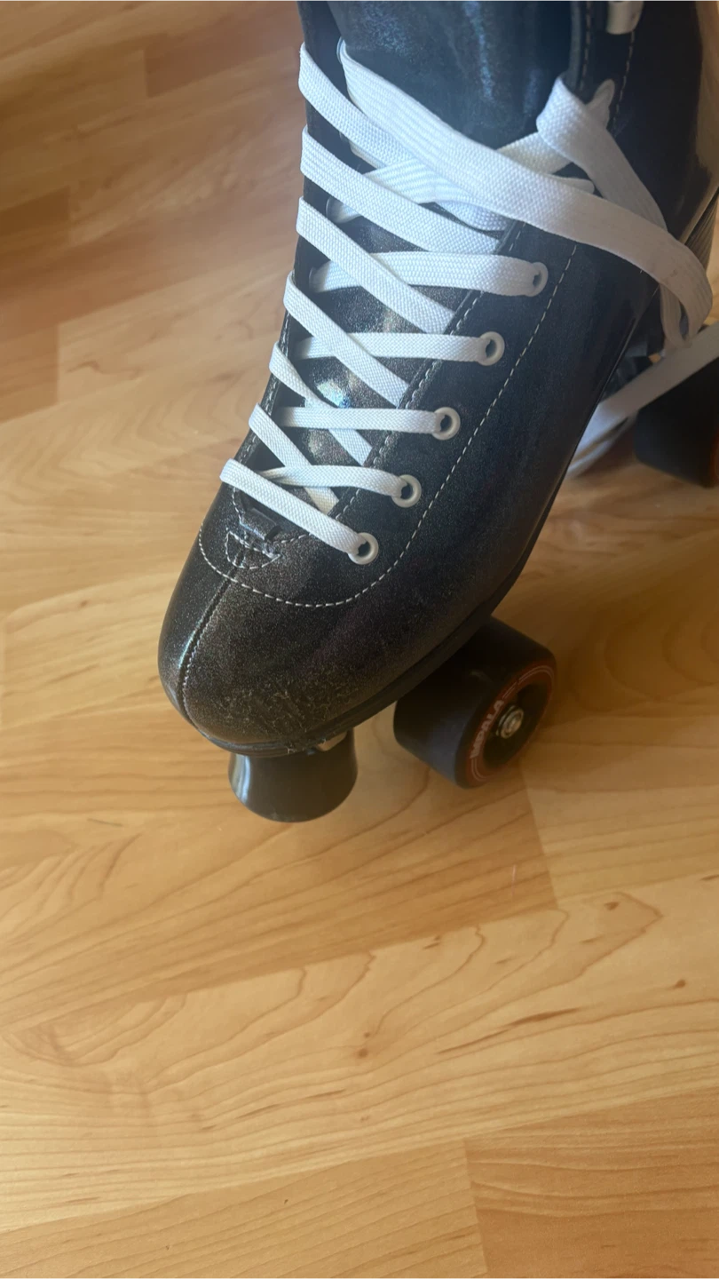 Impala Roller Skates - Size 8 - Black - photo 3