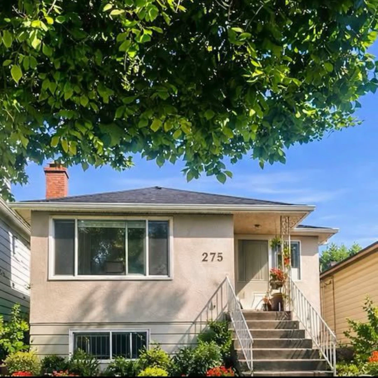 1 Quiet Bedroom in Beautiful Shared Home