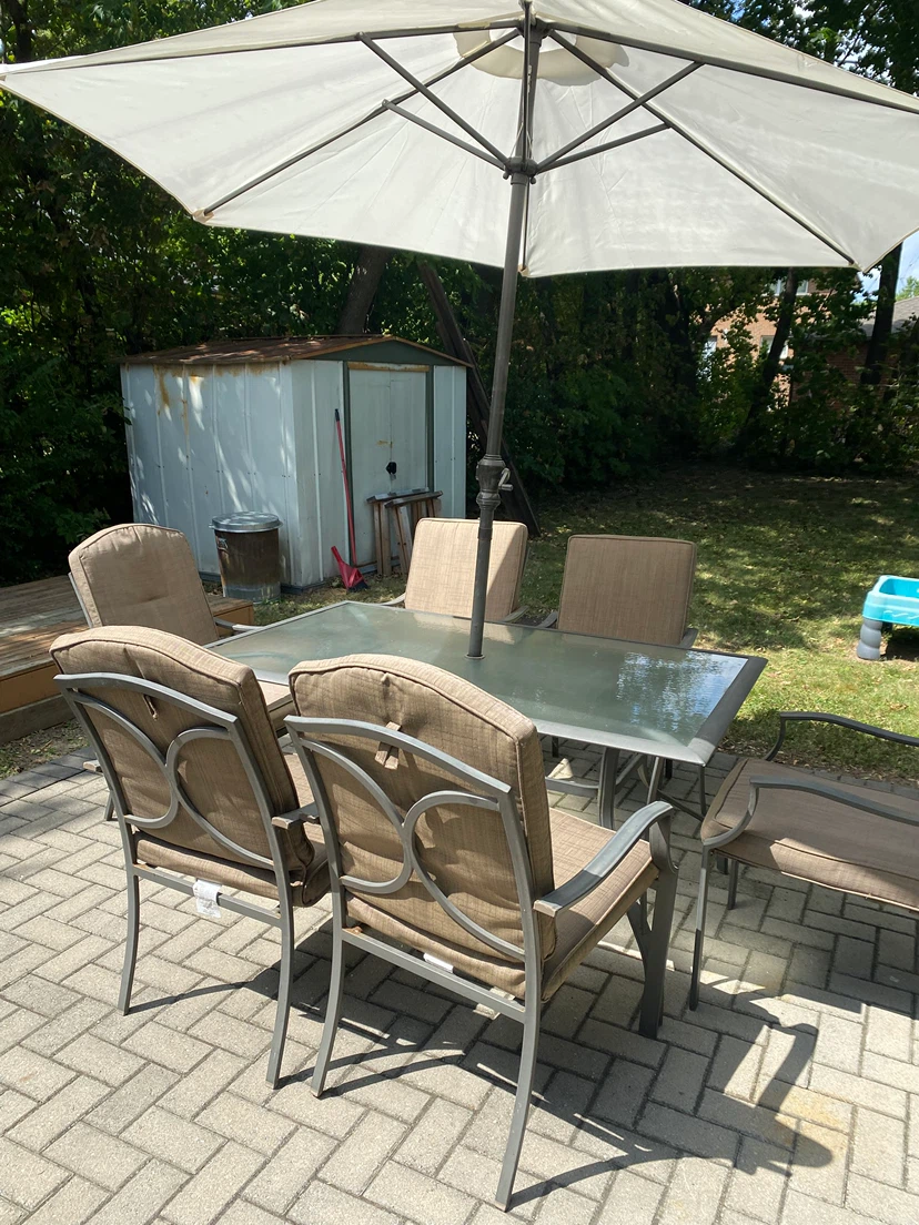 Selling patio set - photo 3