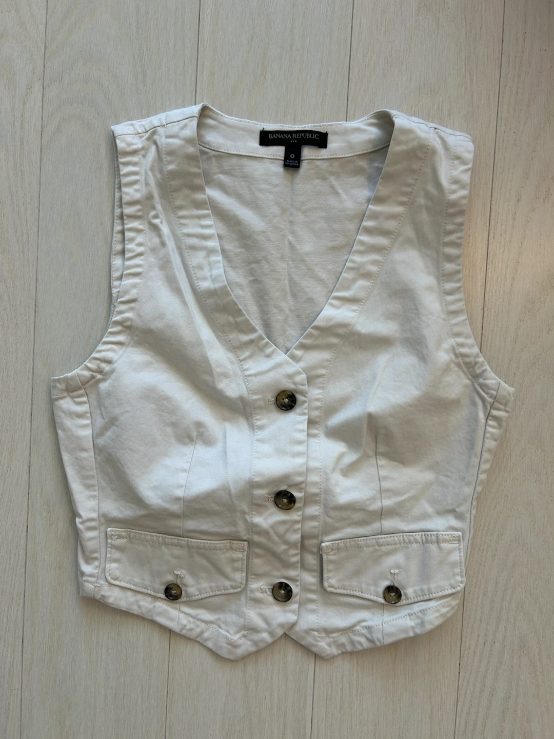 Banana Republic Women's Beige Vest Size 0