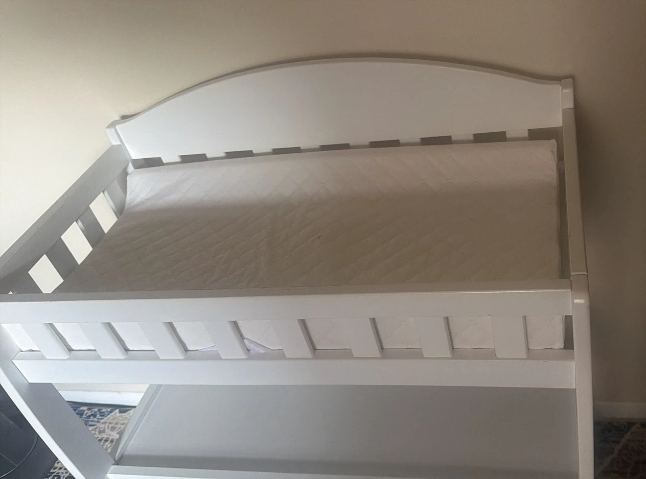 Baby changing table - photo 3