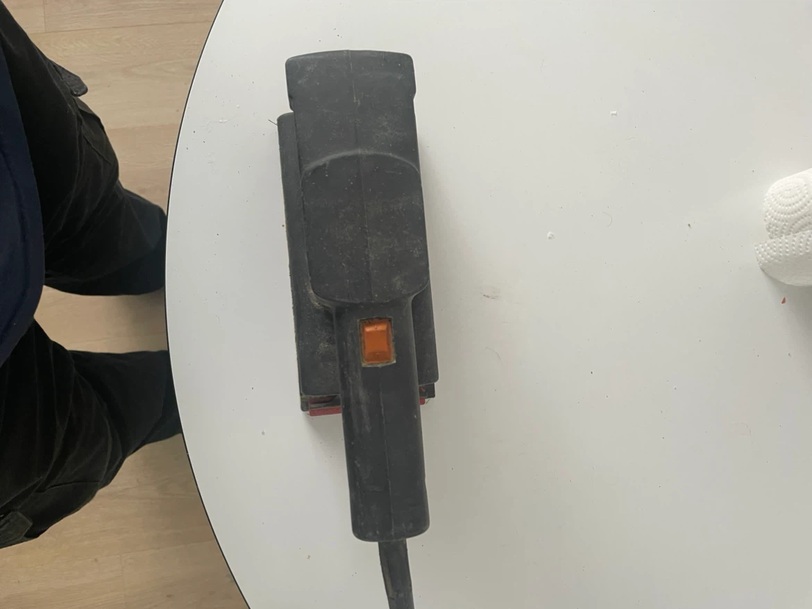 Black & Decker Finishing Sander - photo 2
