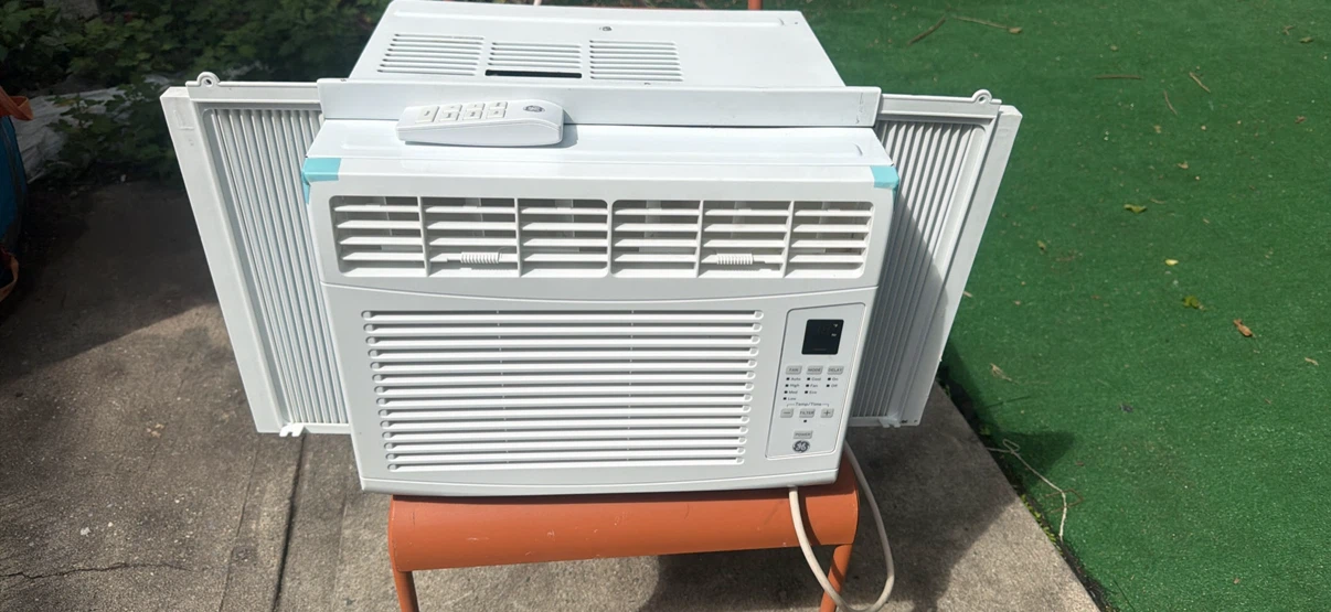 GE Window Air Conditioner