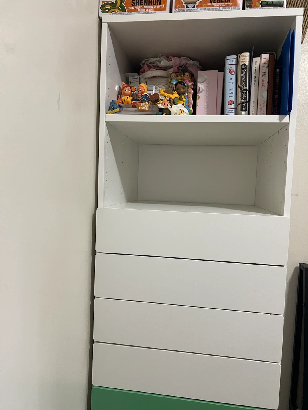 White and Green Drawer Unit - photo 3