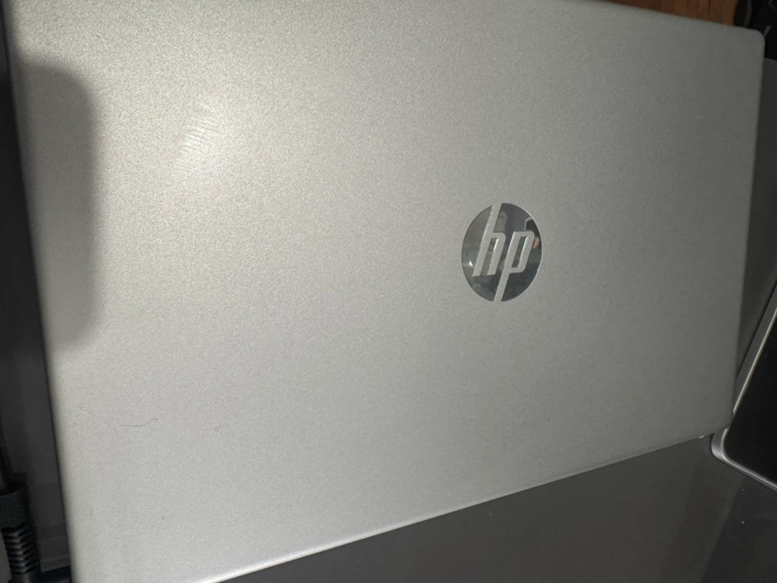HP Laptop 15-fd0xxx Intel Core i3 firm price - photo 5