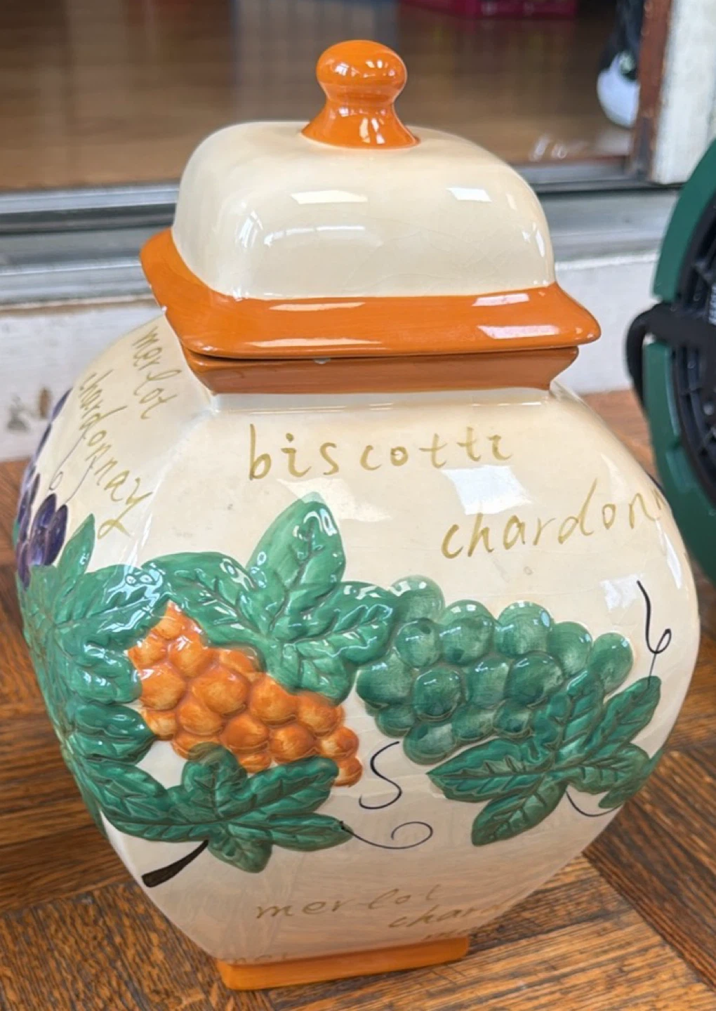 Biscotti Jar with Grapes and Wine Names - photo 4