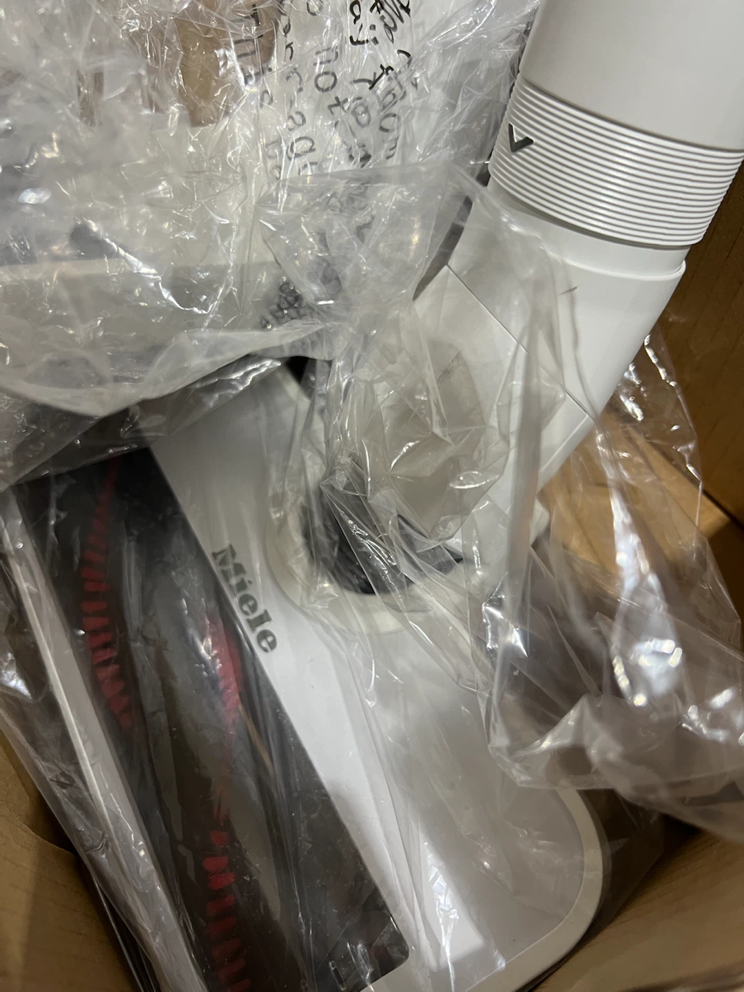 Miele Duoflex HX1 Extra Cordless Stick Vacuum Cleaner- Open Box - photo 3