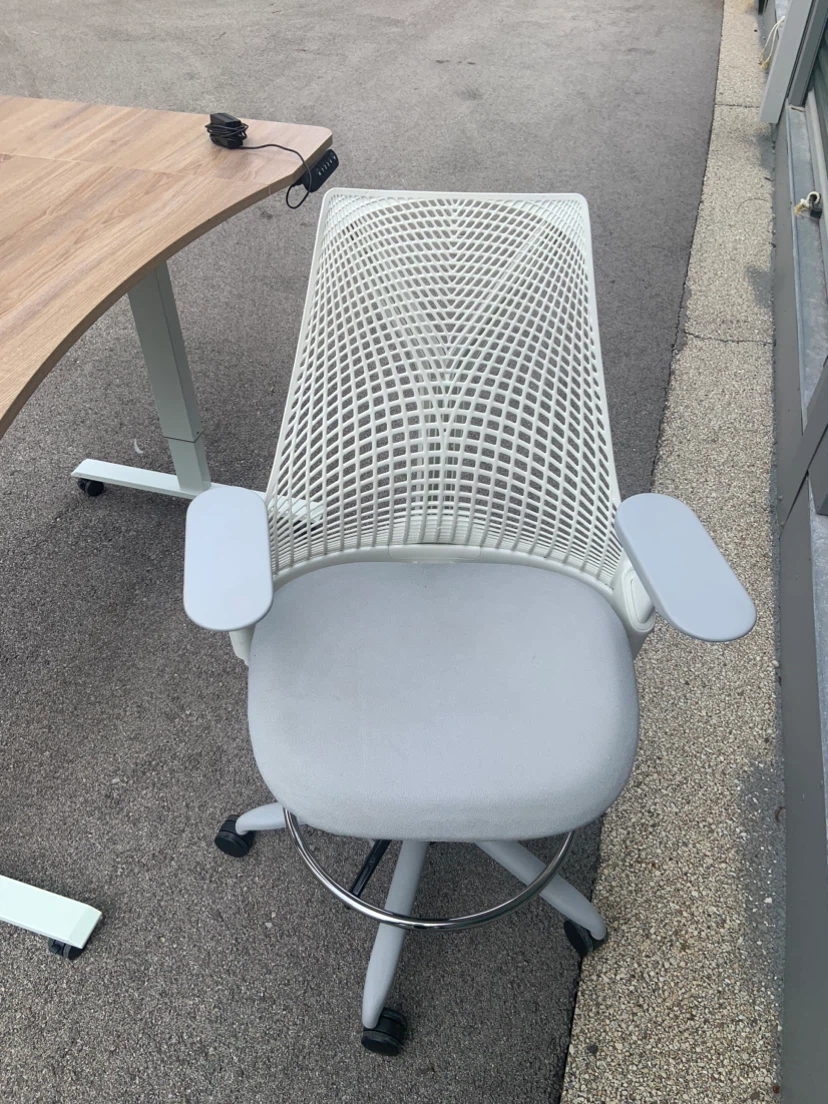 Adjustable Standing Desk with Ergonomic Office Chair - photo 3