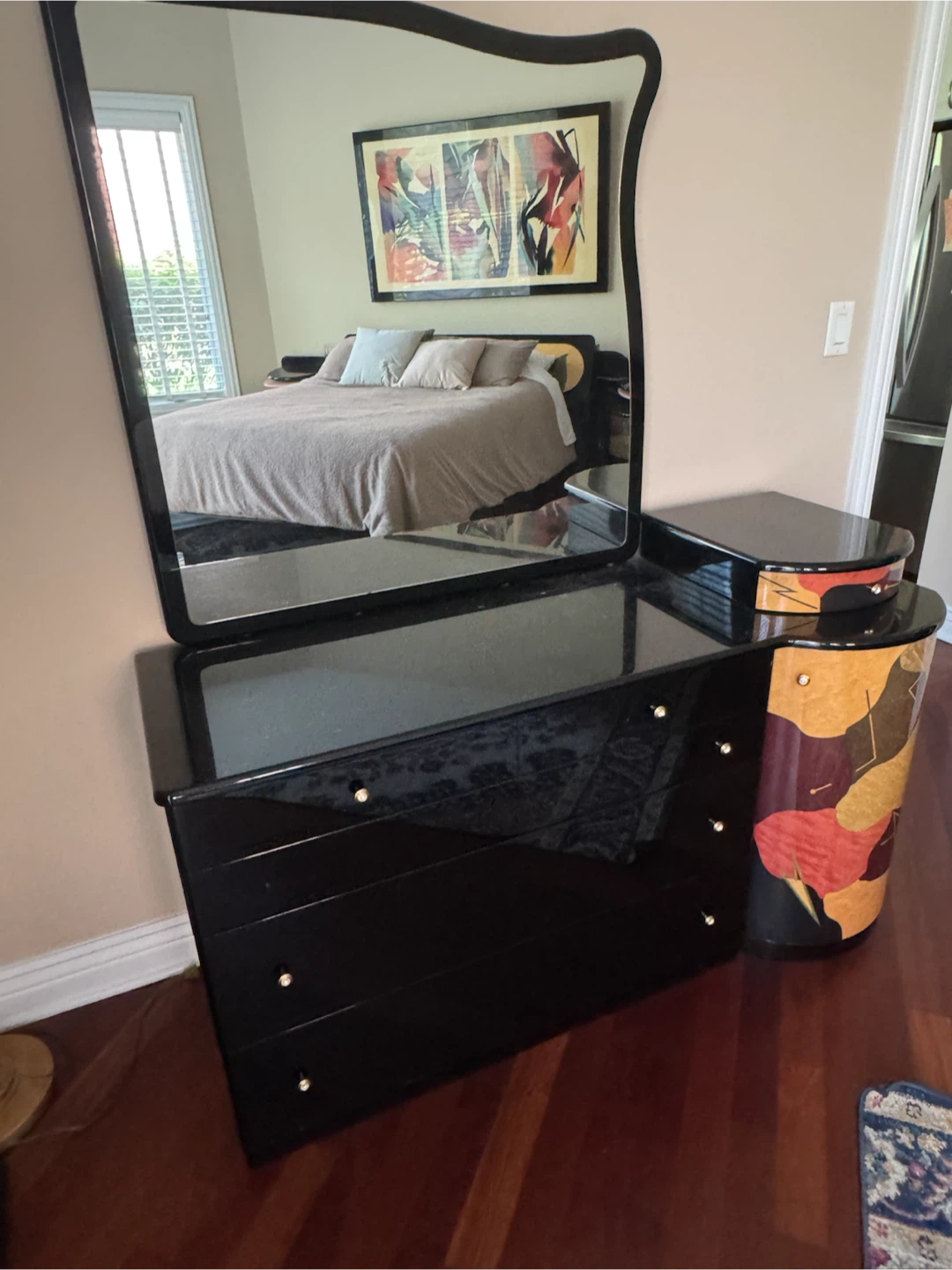 Black Lacquer Dresser with Decorative Inlay - photo 4