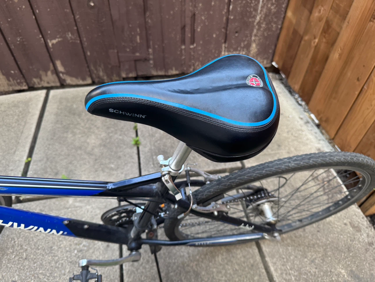 Schwinn Hybrid Bicycle - photo 3