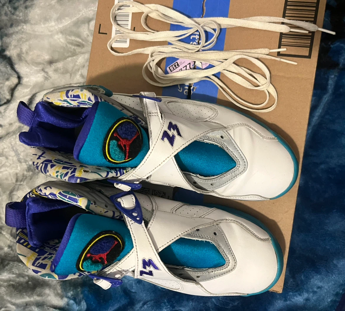 Air Jordan 8 Retro Size 9