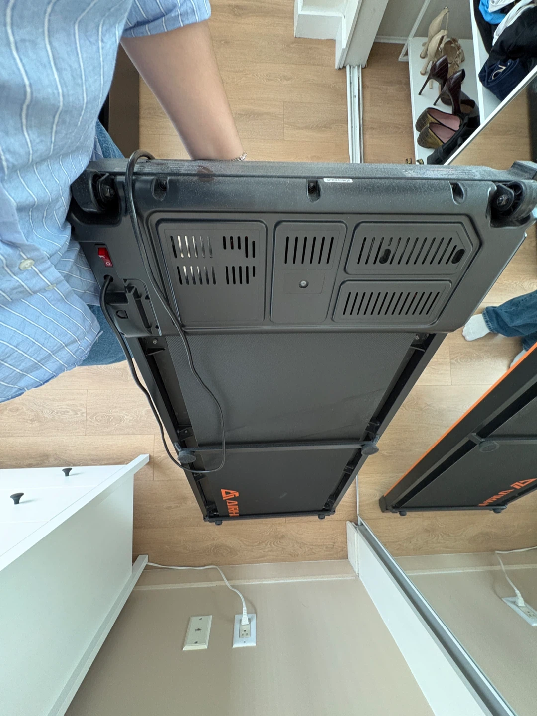 AIRHOT Treadmill - photo 2