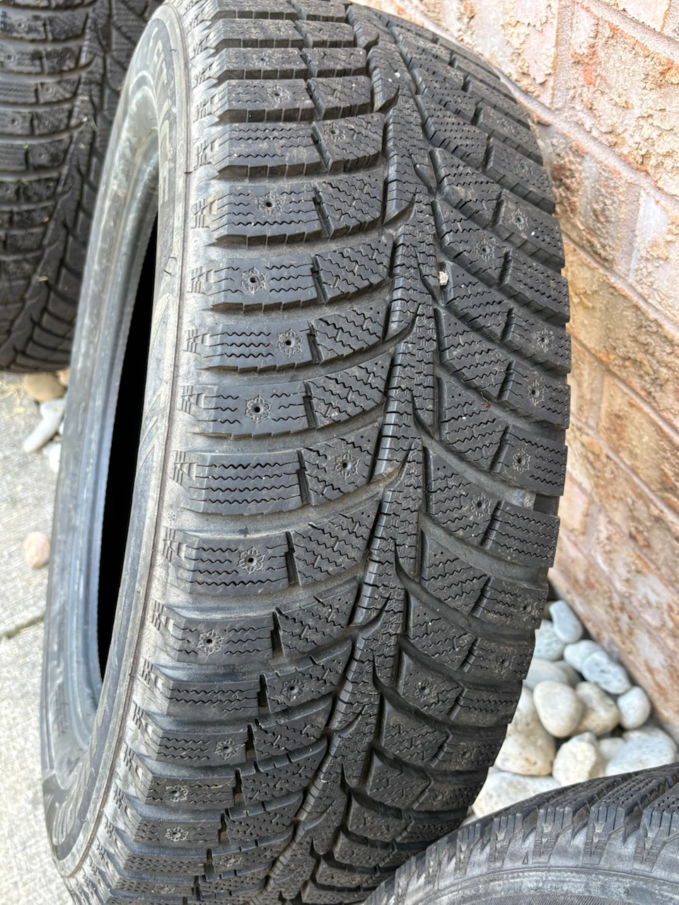 Laufenn Winter Tires - Set of 4 - photo 3