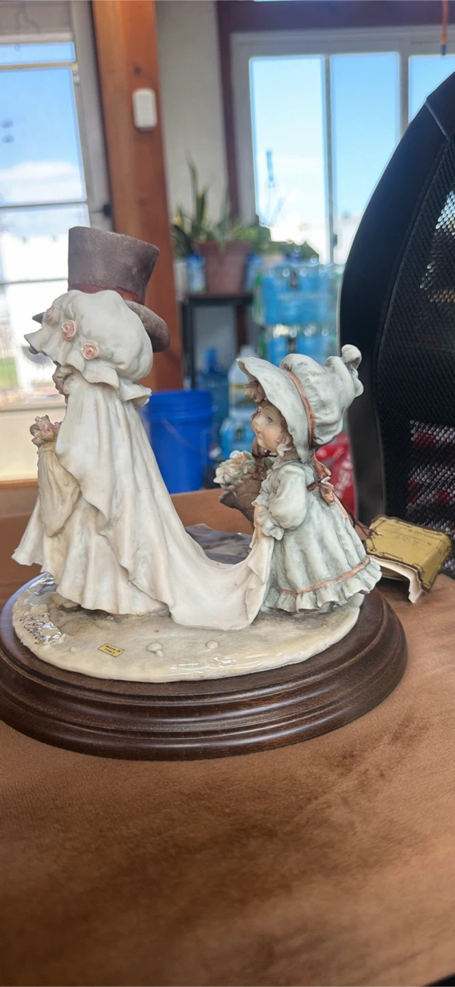 G. Armani "The Bride and Groom" Figurine - photo 2