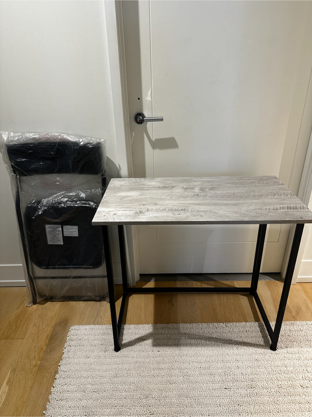 Computer Desk and chair - photo 4