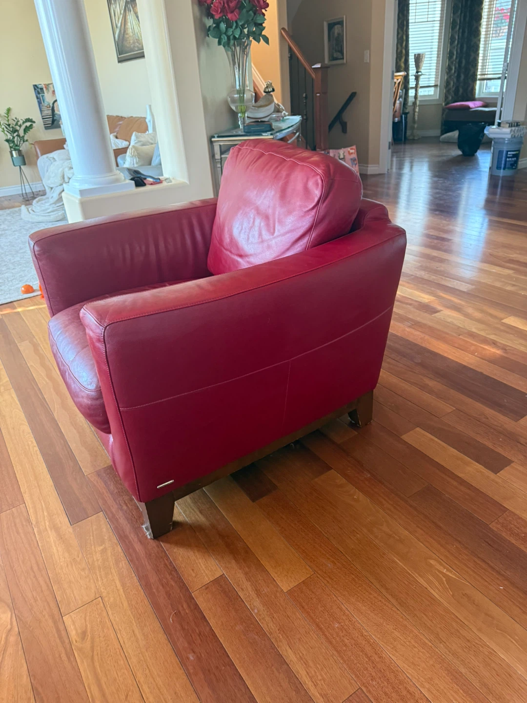 Natuzzi Red Leather Accent Chair - photo 2