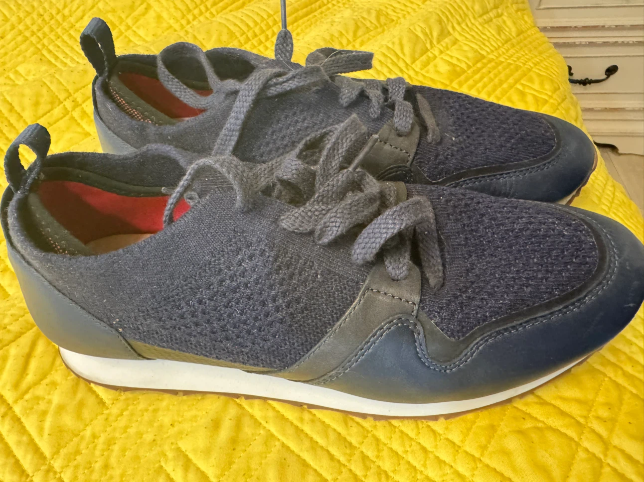 UGG Men's Sneakers Size 10 - photo 5
