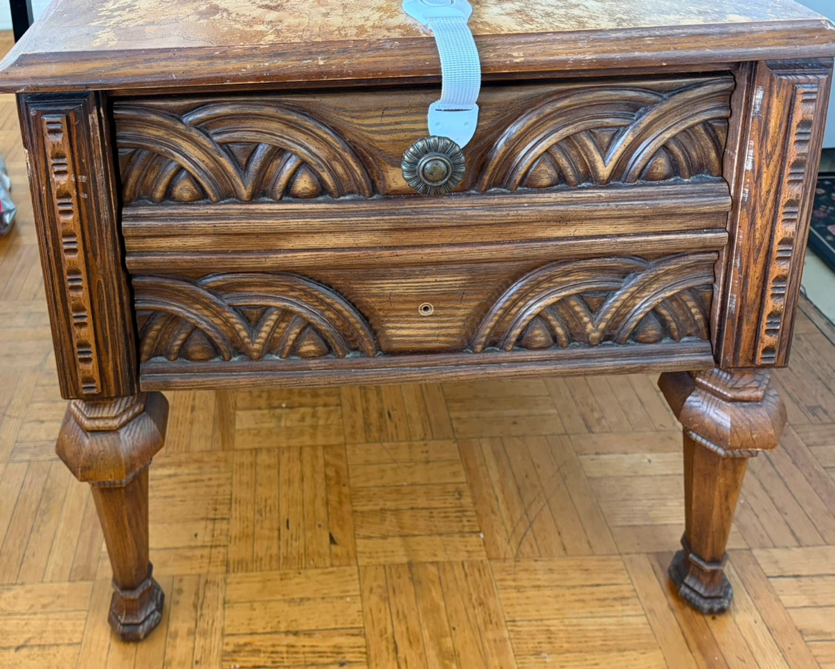 Vintage Wooden End Table - photo 2