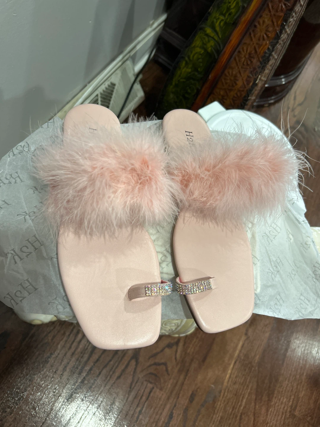 Pink Feather Trim Slide Sandals Size 8 - photo 3