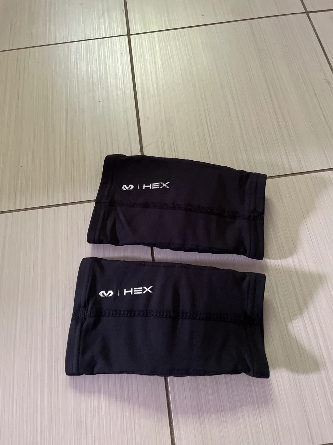 McDavid HEX Knee Compression Sleeves